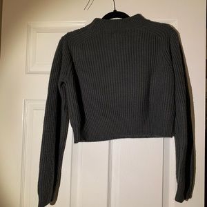 Kendal & Kylie Gray Crop Sweater